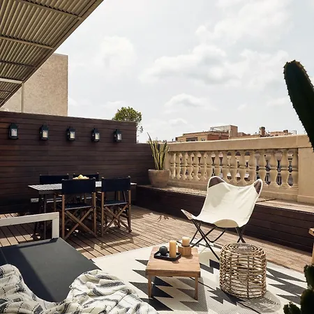 Takla - Two Bedroom In Diputacion St Apartment