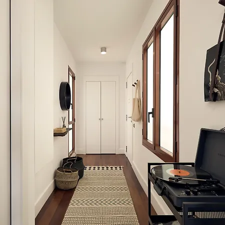 Takla - Two Bedroom In Diputacion St *